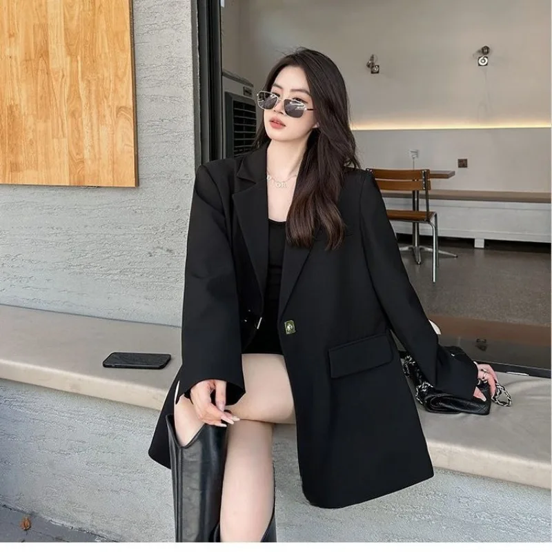 

A New High-end Plus-size Women's Suit Jacket Spring Wearloose and Casual Plump Girl Weighing 200 Pounds Makes Her Look Slimmer