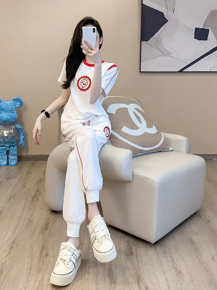 Fashion Women's Set New Korean Version Short Sleeved Casual Sports Set Women's Stylish Two-piece Set