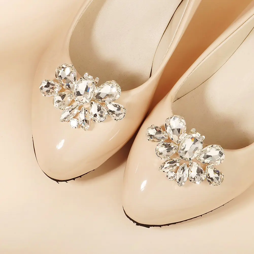

Simple Temperament Rhinestone Shoe Buckle Flower Detachable Wedding Shoe Accessories Bridal High-Heeled Shoes With Floral Clips