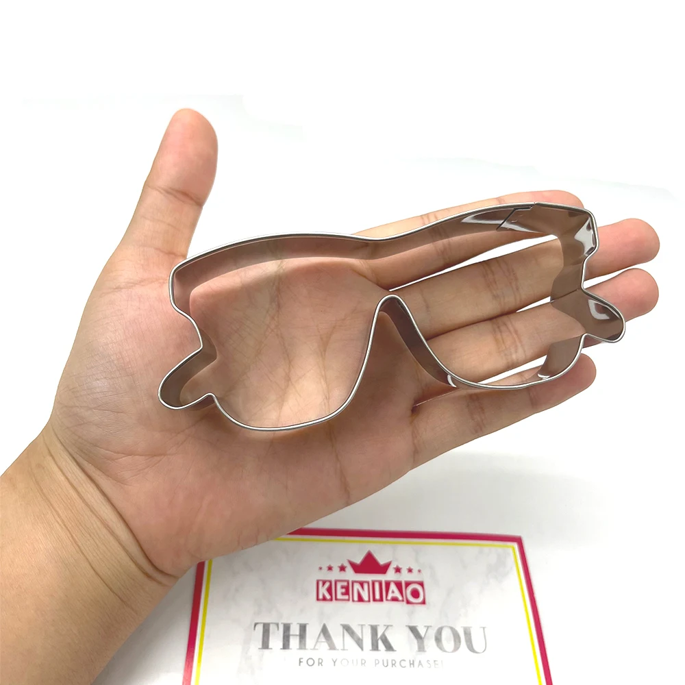 KENIAO Sunglasses Cookie Cutter - Biscuit Fondant Bread Sandwich Baking Mold - Stainless Steel - by J.Cookies