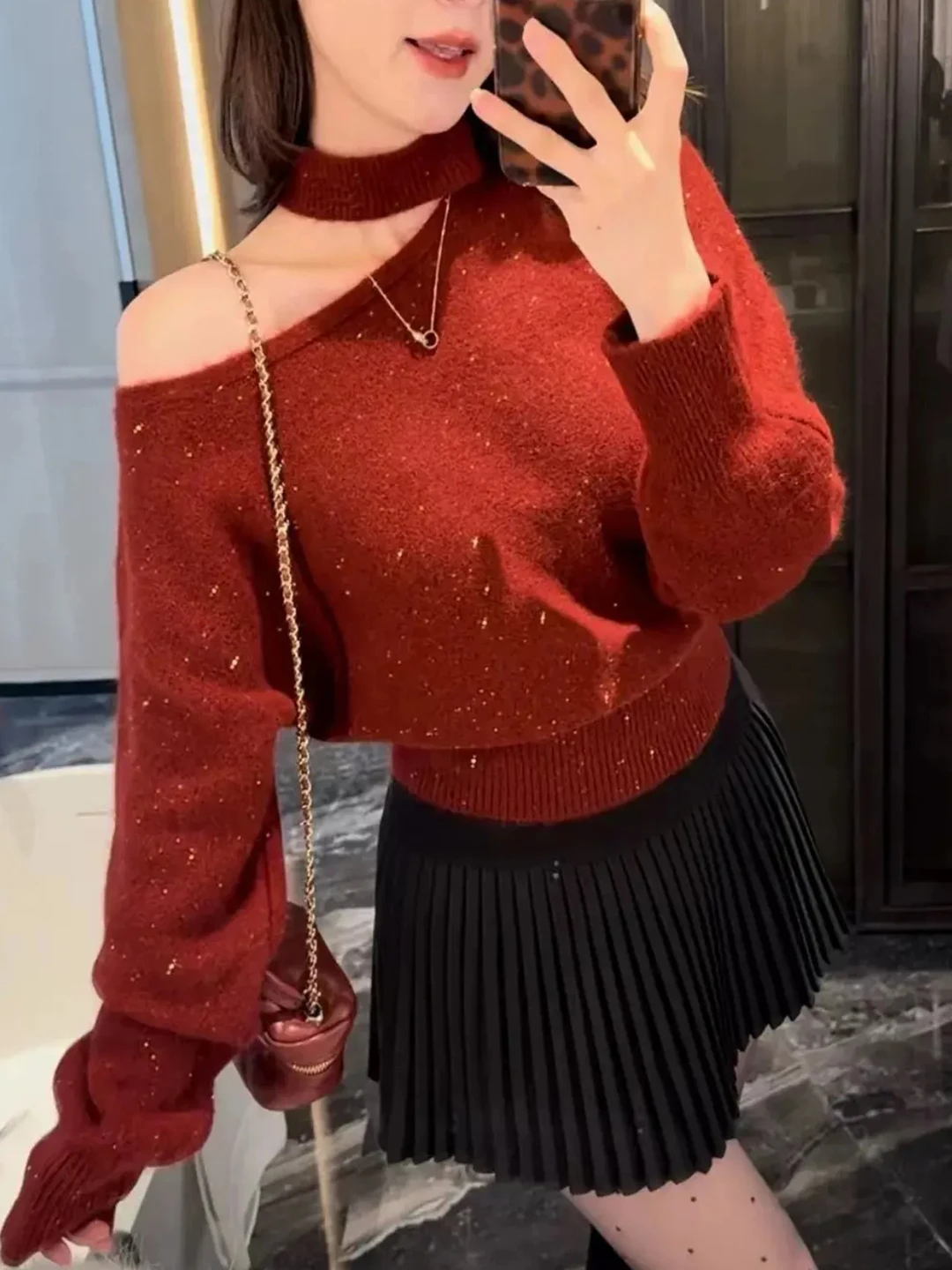 

Корейский вязаный свитер свободного кроя для женщин, красный, с эффектом стройности, с открытыми плечами, блестящий, модный, вязаный, с завышенной талией, без рукавов