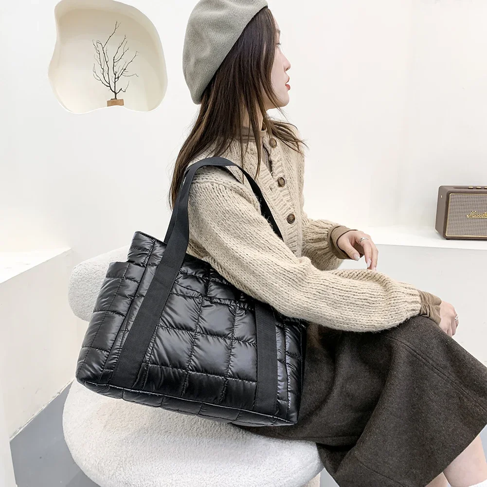 Winter Brand Women Shoulder Bags Fashion Quilted Lattice Large Capacity Black Handbags Designer Capacity Tote Handbags