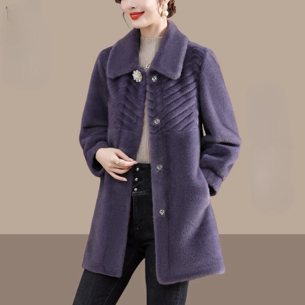 Winter Female Faux Fur Coat Stand Collar Mink Fleece Coat Short Design Long Sleeve Plush and Environmentally Friendly Fur LX327