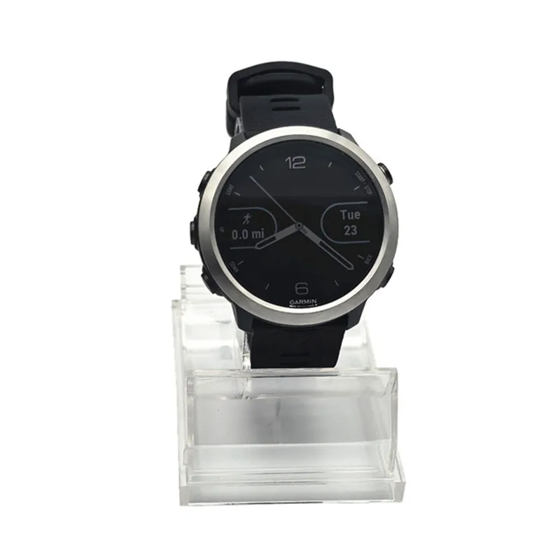 ساعة Garmin Forerunner 645 Music GPS الرياضية لاختبار معدل ضربات القلب تدعم اللغة الروسية الإسبانية. لغة برتغالية متعددة 95% جديدة