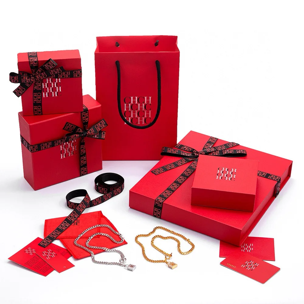 قلادة CHHC 2026 Nanjing بقفل للنساء، قلادة ماسية، مجوهرات مدلاة بأحرف مطلية بالذهب، هدية أنيقة لها #5