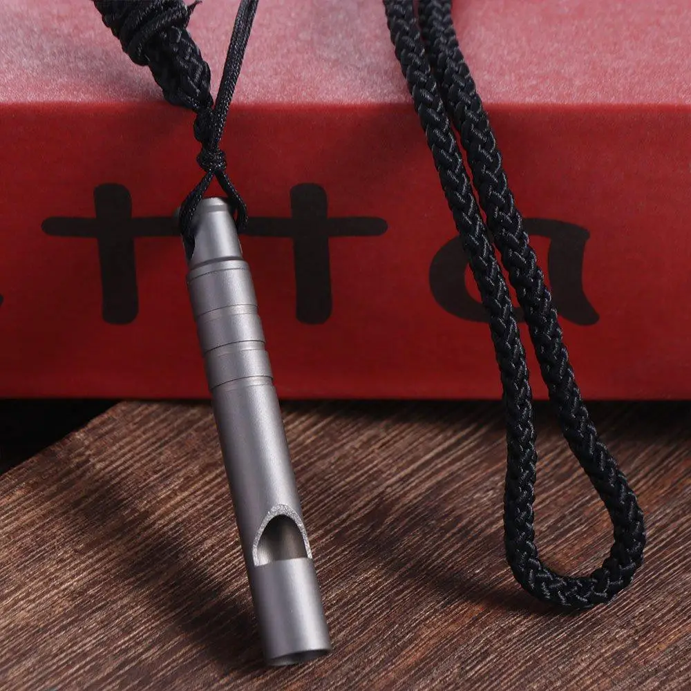 Sandblasting Portable Camping Whistle with Cord Survival Tool Emergency Whistle EDC Tool Keyring Titanium Whistle Exploring