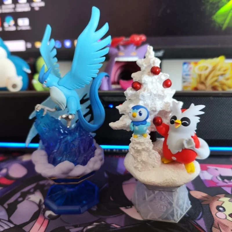 Re-Ment Authentic Pokemon Diamond Dust Collection Blind Box Ice Type Collectible Figures - Alolan Ninetales & Glaceon Desktop - view 3