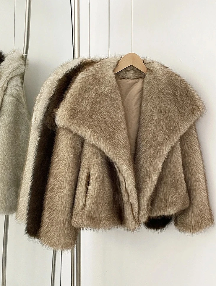 

Winter Women Faux Fur Jacket Long Sleeve Solid Color Khaki Fluffy Thick Warm Coat Winter Luxury Outwear Elegant Casual
