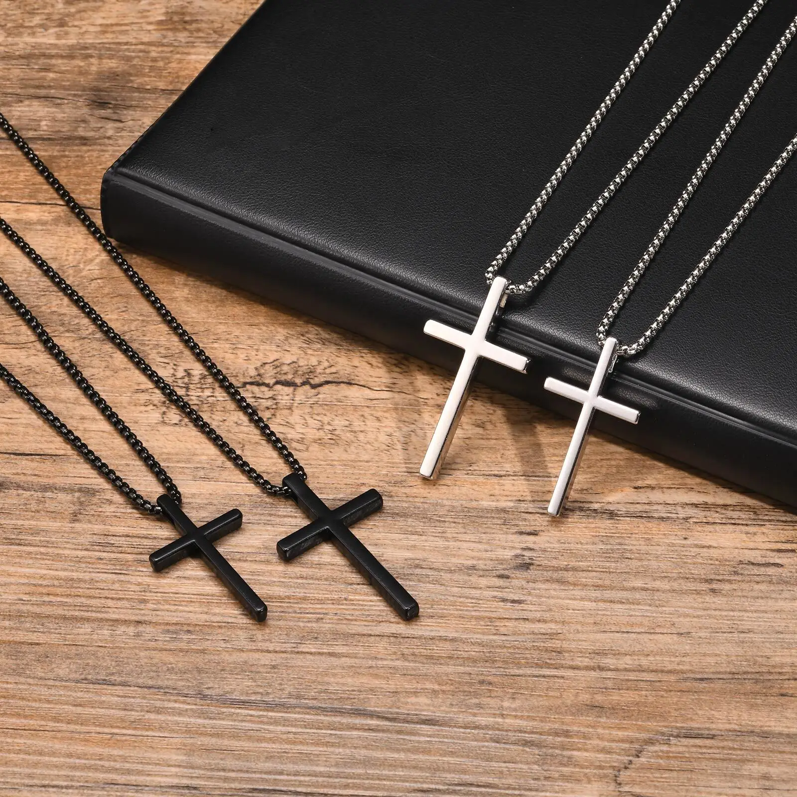 Vnox Unisex Plain Cross Necklaces, Men Women Stainless Steel Religious Faith Cross Pendant Necklace,Simple Cross with Box Chain