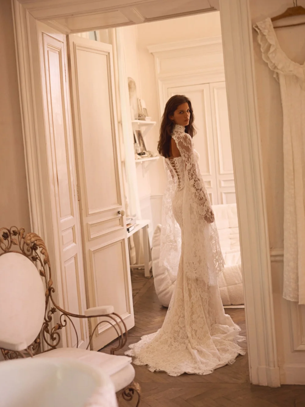 Abito da sposa lungo con perline con maniche staccabili Abito da sposa con scollo a cuore in pizzo 2026 Splendidi abiti a sirena personalizzati per la sposa