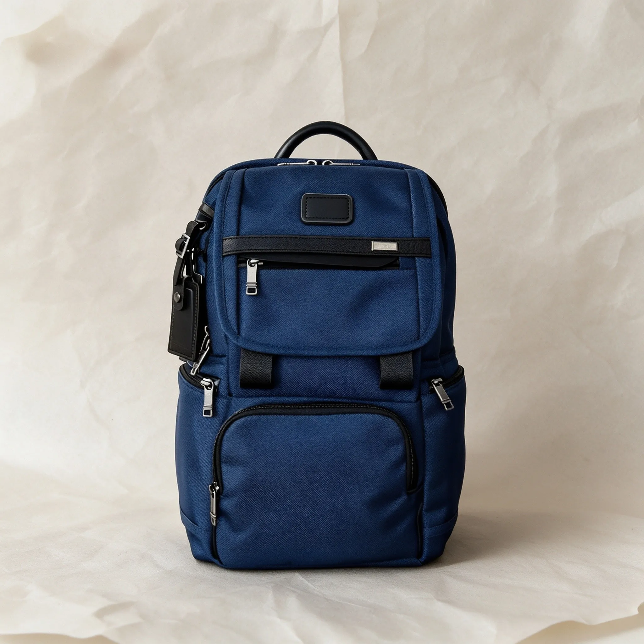 Backpacks - Zaino Minimalista Classico in Nylon Balistico