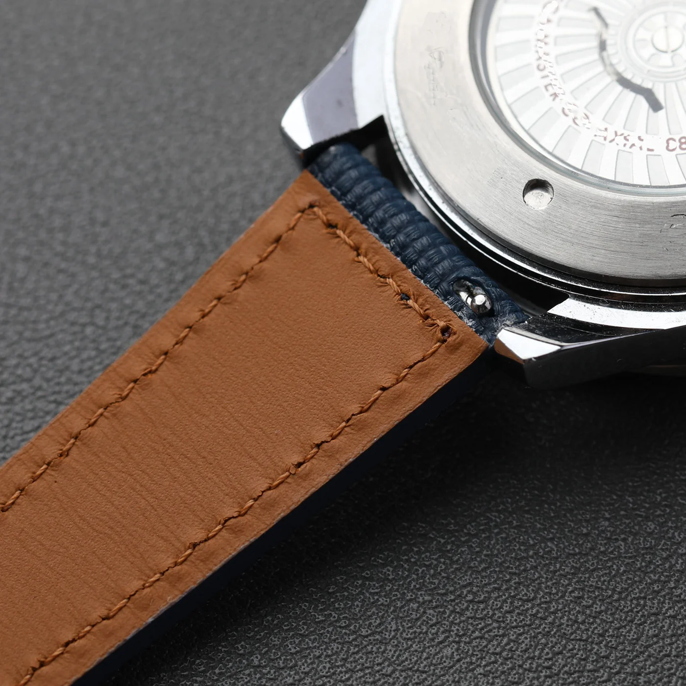 手作りフッ素ゴムストラップ、18 19 20 21 22MM ソフトフィットレザーストラップ、レトロスタイルメンズストラップ、クイックデタッチメント、ブルーブラックグレー