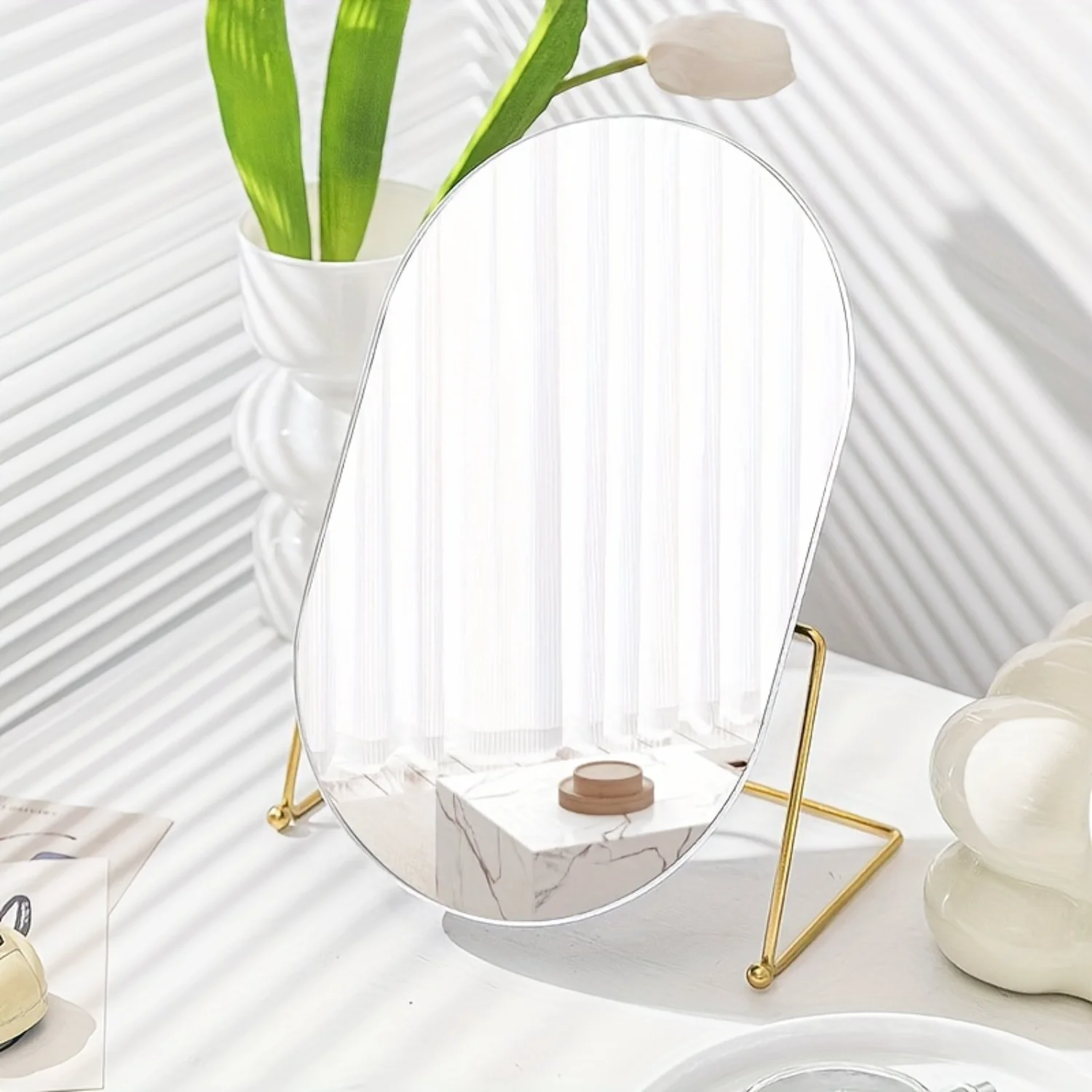 1pc Luxury Oval Makeup Mirror With Stand, Rotatable High-Definition Vanity Mirror, Bedroom Tabletop Decor