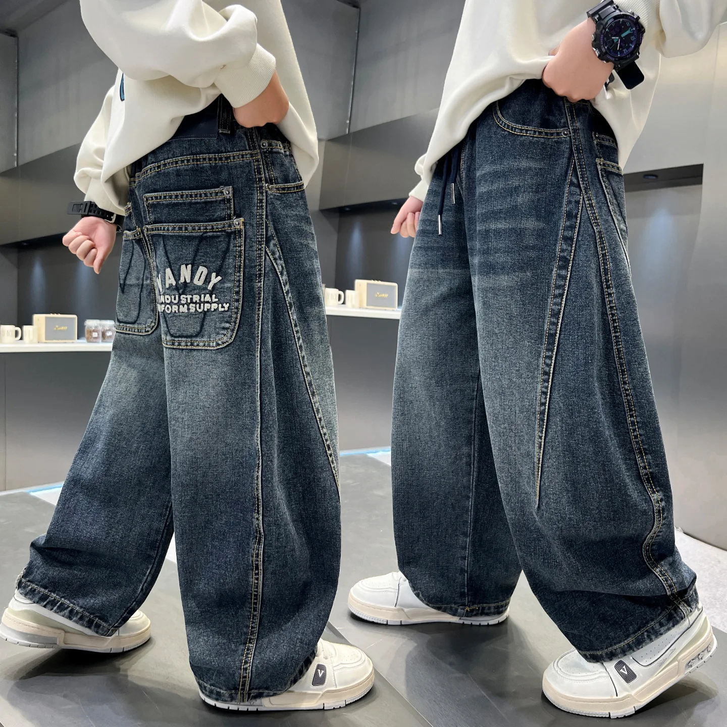 

Teen Boy Casual Curved-knife Jeans with Letter Pocket for Child New Loose Style Denim Pants Kids Fashion Street Jeans Trousers