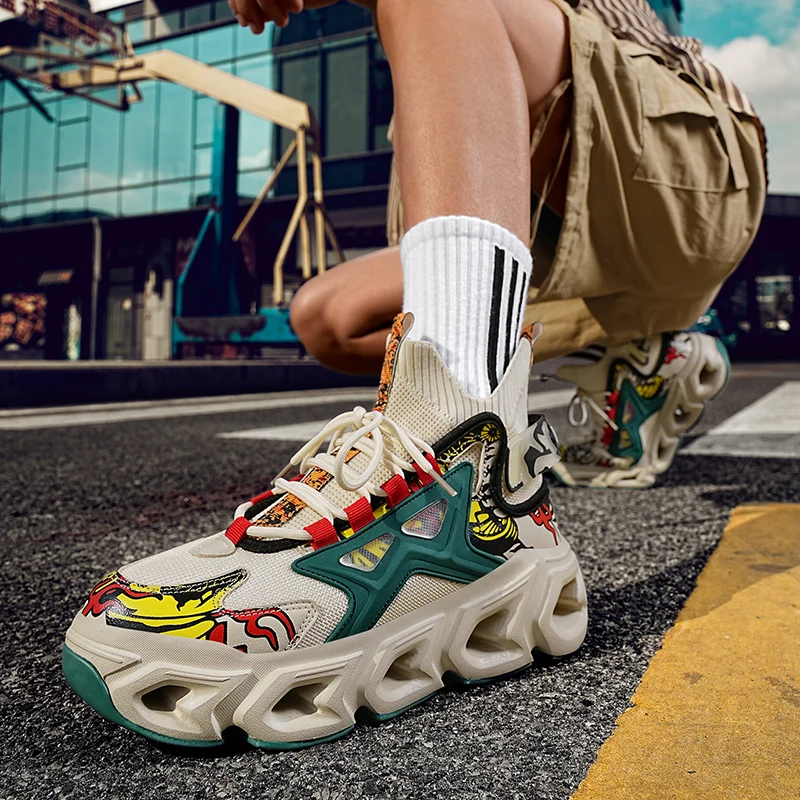 

Running Shoes Men Thick-soled Lightweight Mesh Wear-resistant Casual Shoes Men Outdoor Comfortable Soft Lace-up Sports Shoes Men