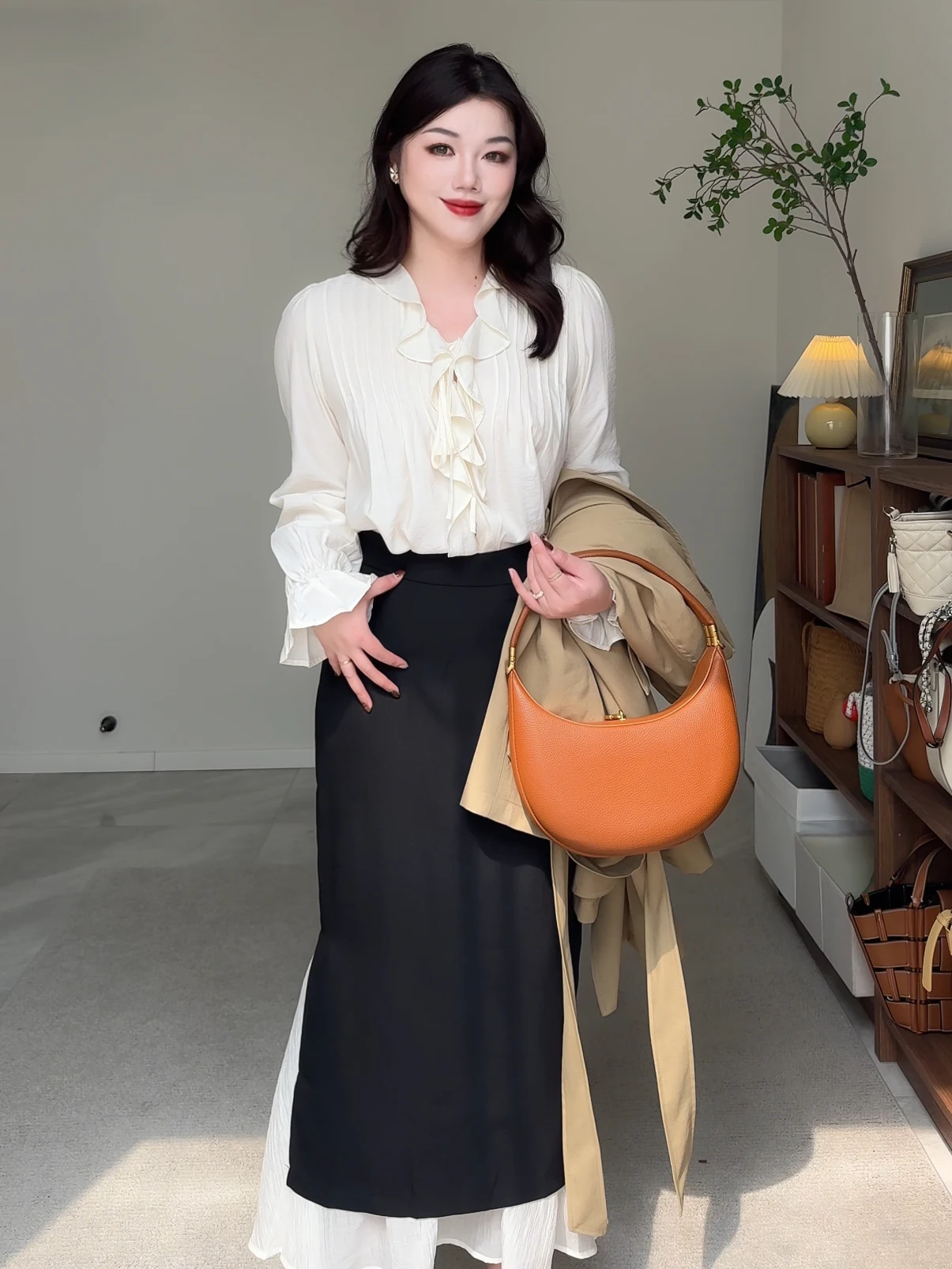 

Elegant Bell Sleeve Shirt Women's Spring New Style Commute Shirt Wooden Vintage Loose Fit Cotton Casual Long Sleeve V Neck