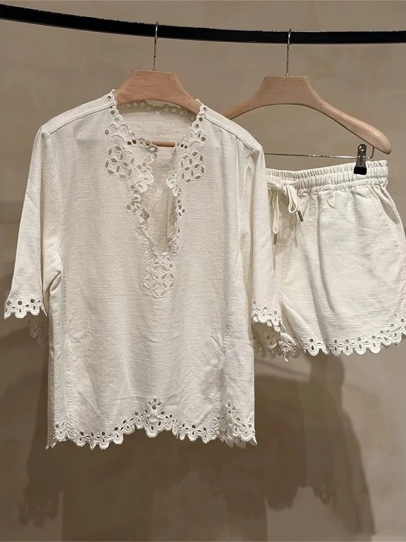 

Spring Summer Cotton V-neck Embroidered Lace Hollow Pattern Loose Shirt Shorts Set Women's Casual Wear Breathable Quick-dry