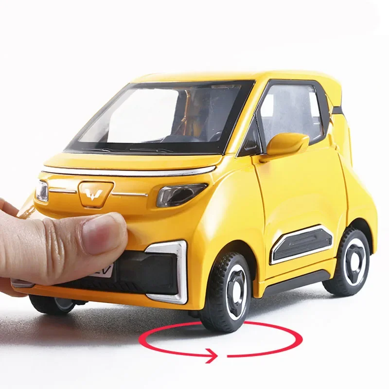 Wuling Nano EV Die-Cast Metal Replica,Simulate Alloy Car Model, Collection Display,Adults Gift,Sound Light Function, 1: 18