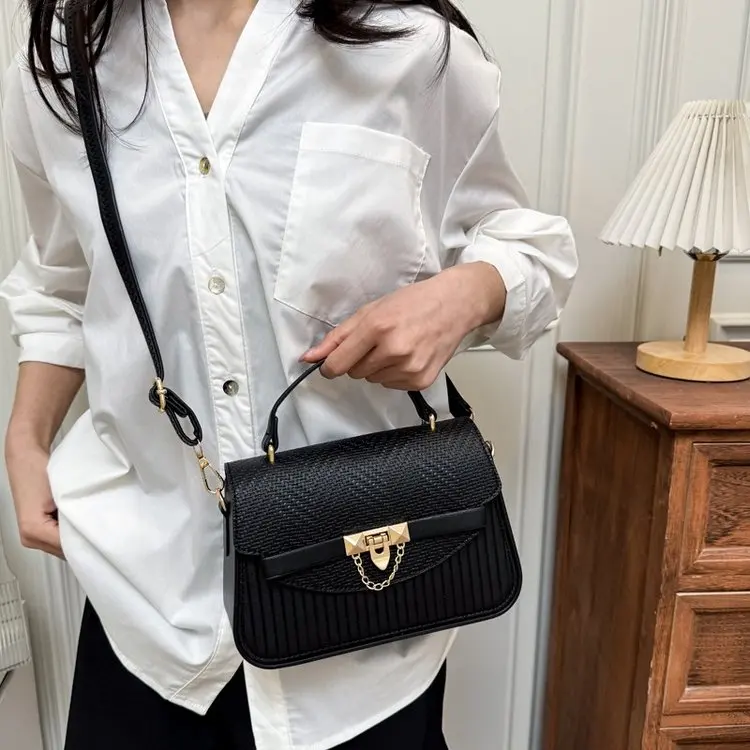 

Stylish Casual Unique Designer Diaper Bags For Women Luxury Leather Large Capacity Elegant Shoulder Tote Bag Vintage Minimalist
