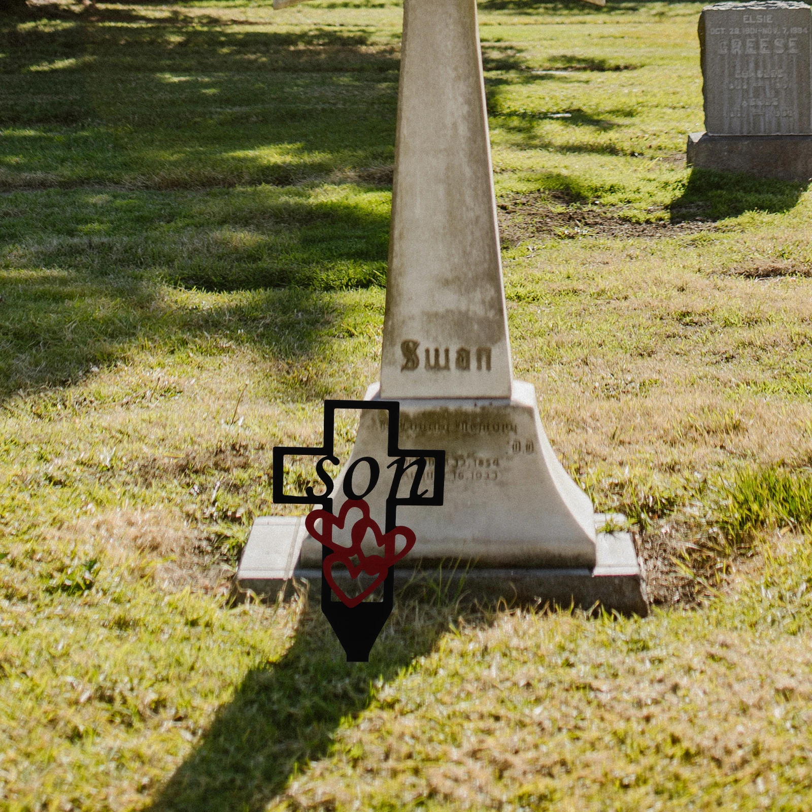 

Metal Cross Garden Stake Cemetery Decoration Durable Iron Grave Marker Memorial Sign Long Lasting Yard Sculpture Grave