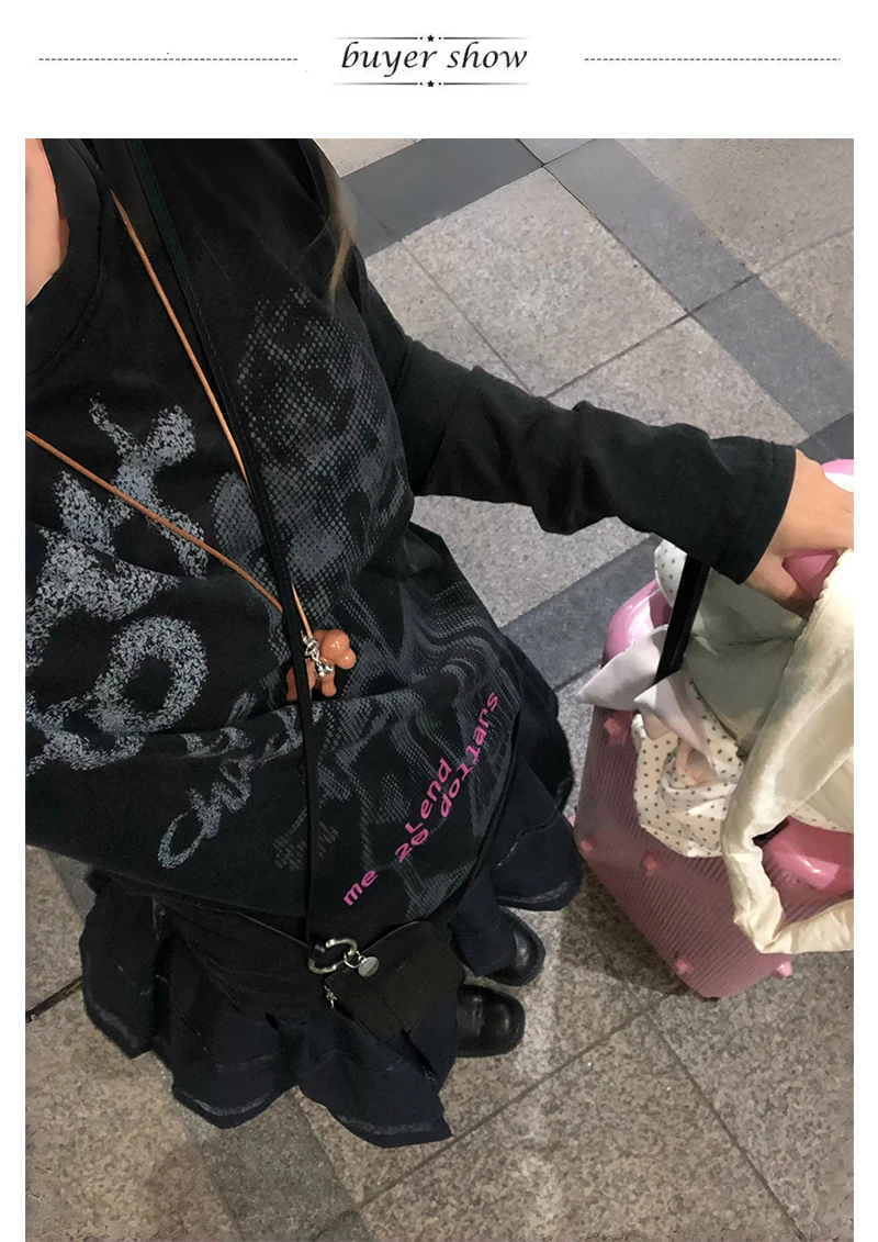 Karrram Japanisches Y2k Anime-Print-T-Shirt im Trashy-Stil der 2000er Jahre, langärmeliges schwarzes Oberteil, Vintage Harajuku Streetwear, amerikanischer Retro-Look – Detail 2