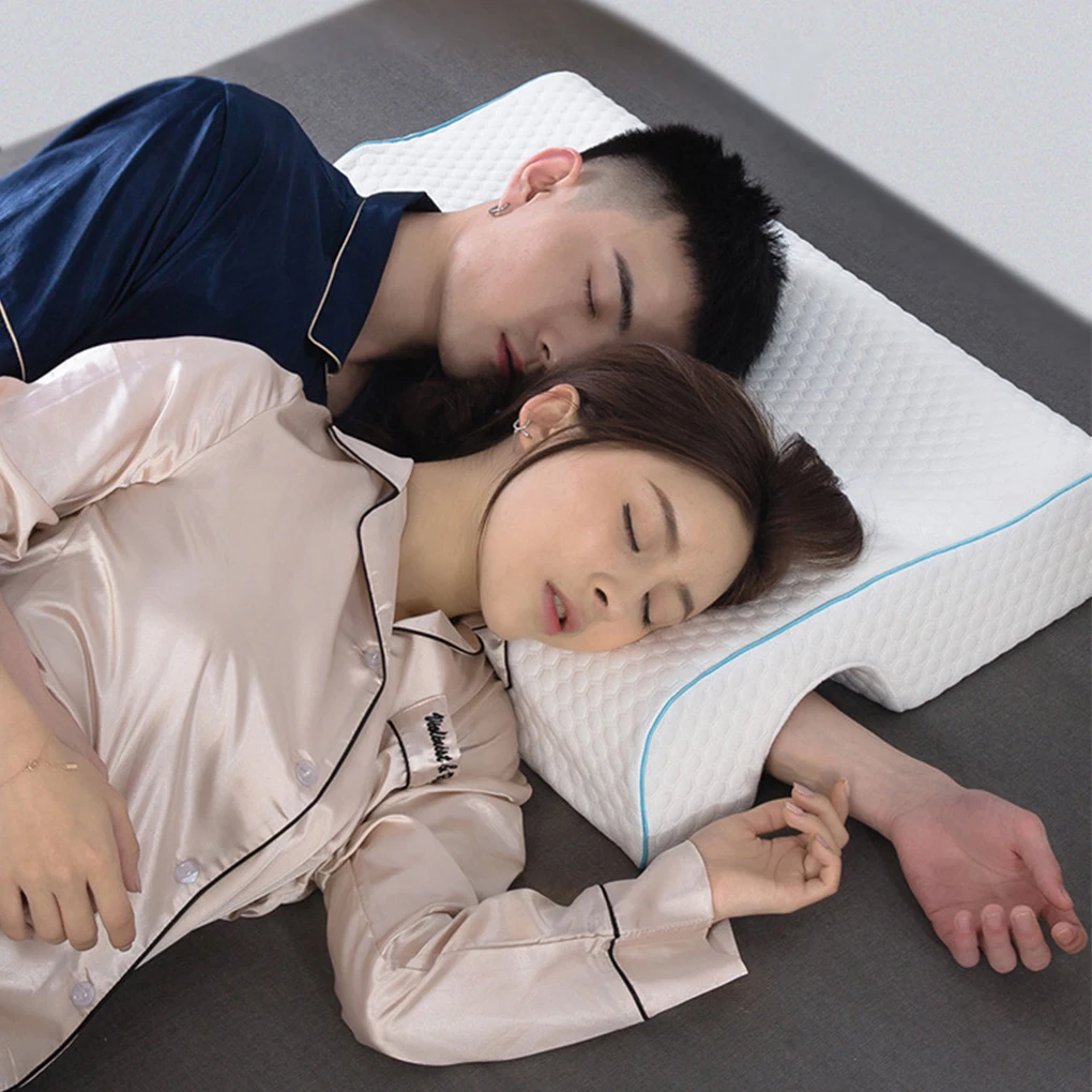 

Polyester Neck Pain Relief Pillow With Supportive Memory Foams Breathable Sleeping Pillow For Couple Right arm model