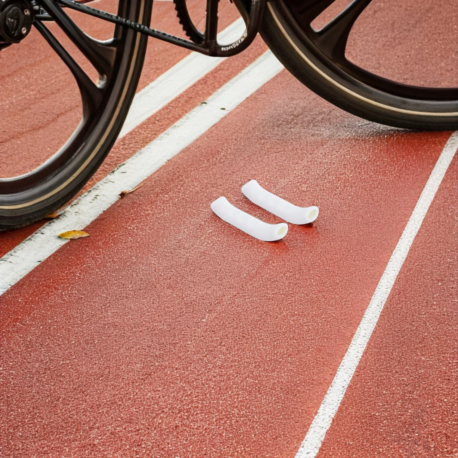 

1Pair White Silicone Bike Grips Brake Cover Handlebar Shock Absorbing Ergonomic Comfortable Protective Grip for