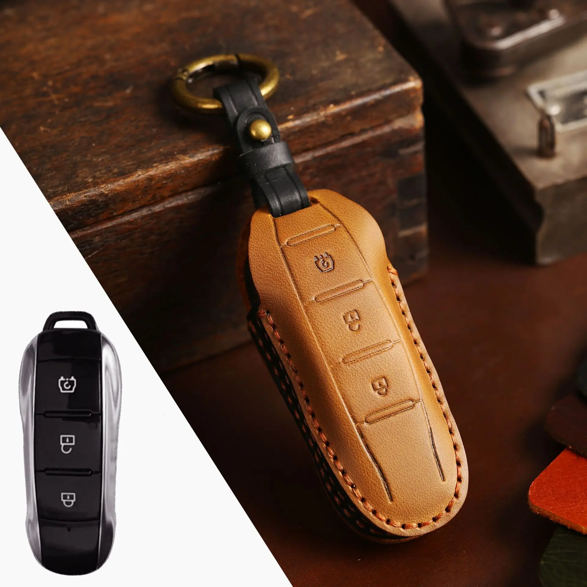 3 BOTTONS Leather Car Key Case Cover for DFSK Dongfeng Fengon 580 Sf5 Hev 2021 2022 Glory Ix7 Ix5 for AITO Seres 3 Accessories