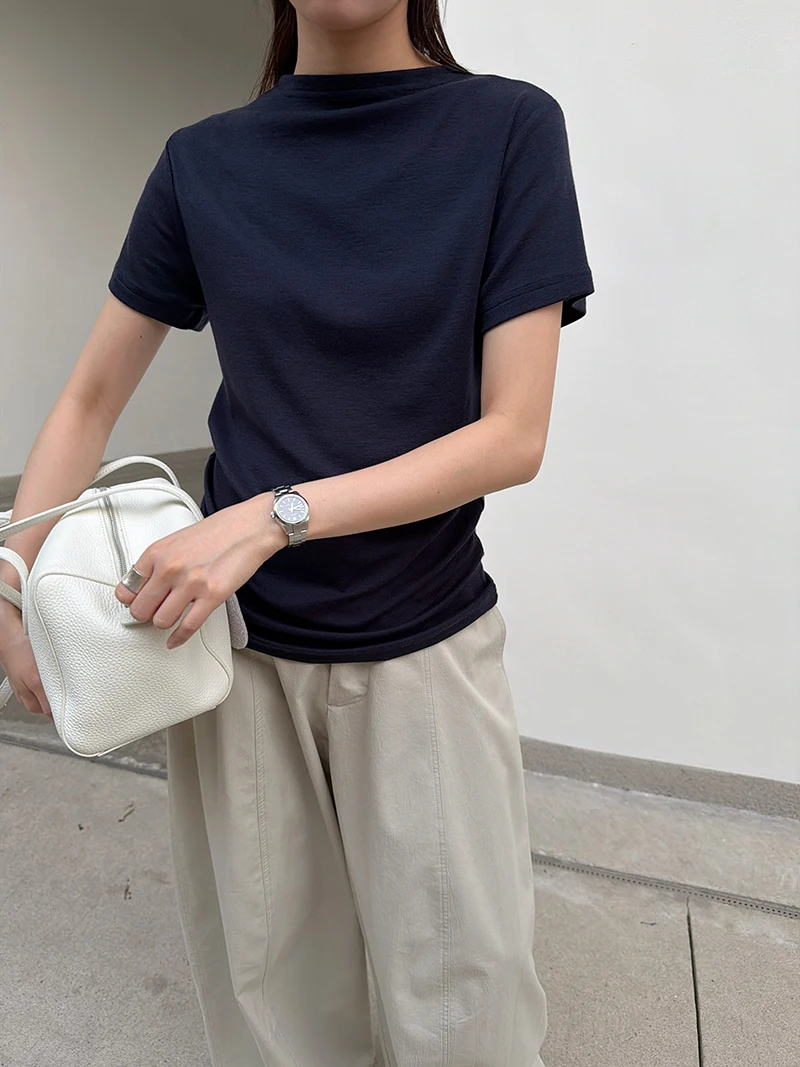 Summer women's casual solid color round neck short sleeved pleated design slim fit T-shirt