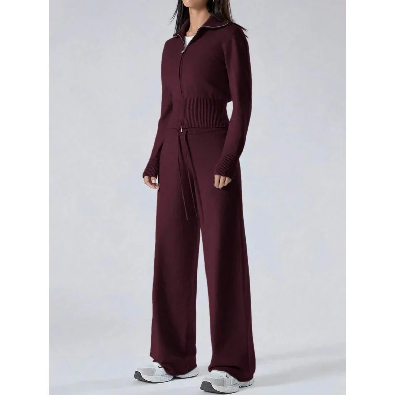 

Women's Knitted Wide Leg Suit Set Summer Fashion Ensemble Comfortable Breathable Two-Piece Outfit for Casual Occasions