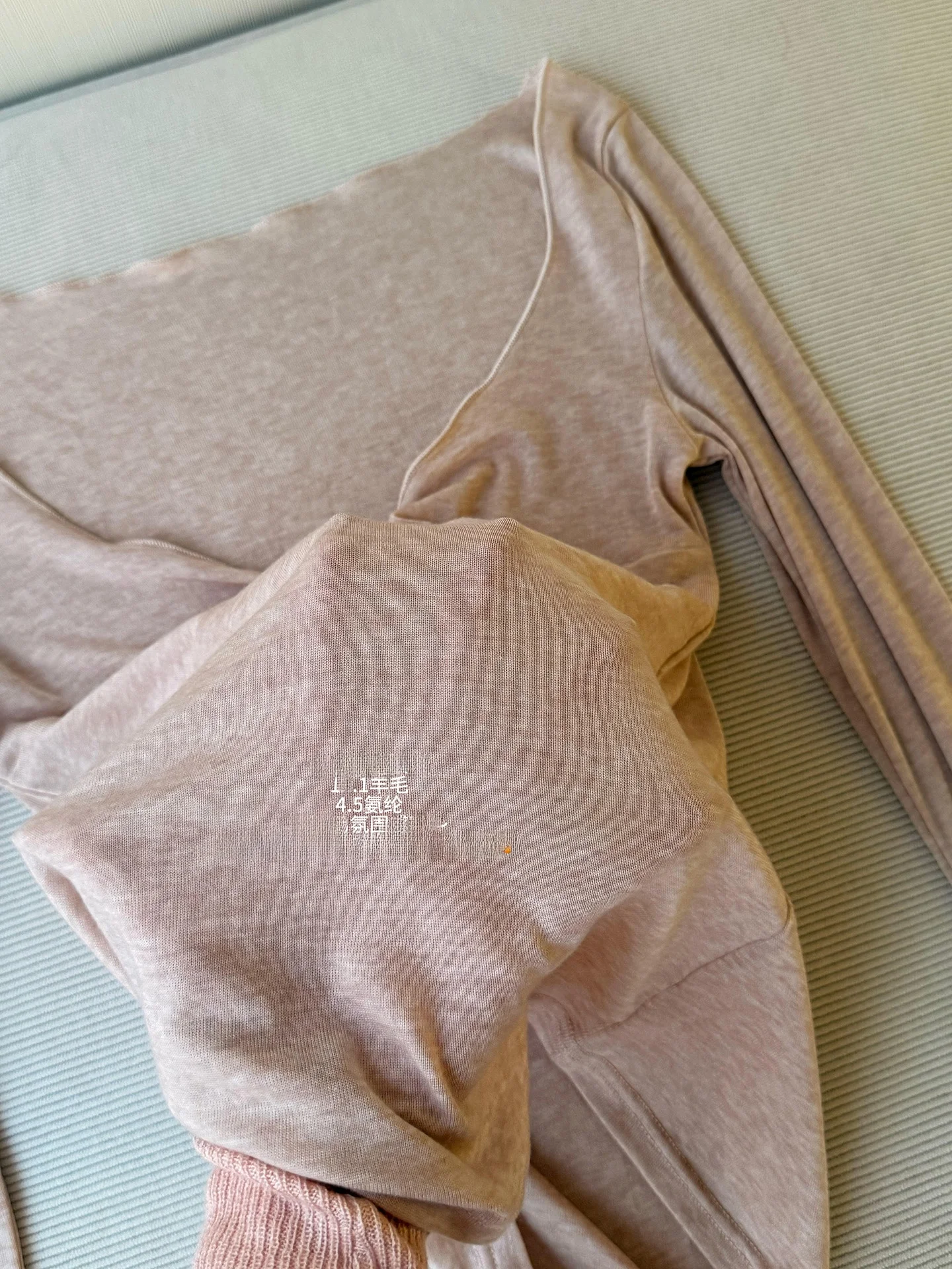 슬림핏 롱 슬리브 티셔츠 여성용 V넥 매듭 캐주얼 슬림핏 라이트 컬러 섹시 베이스 티셔츠 탑 하이웨이스트 디자인 편안함