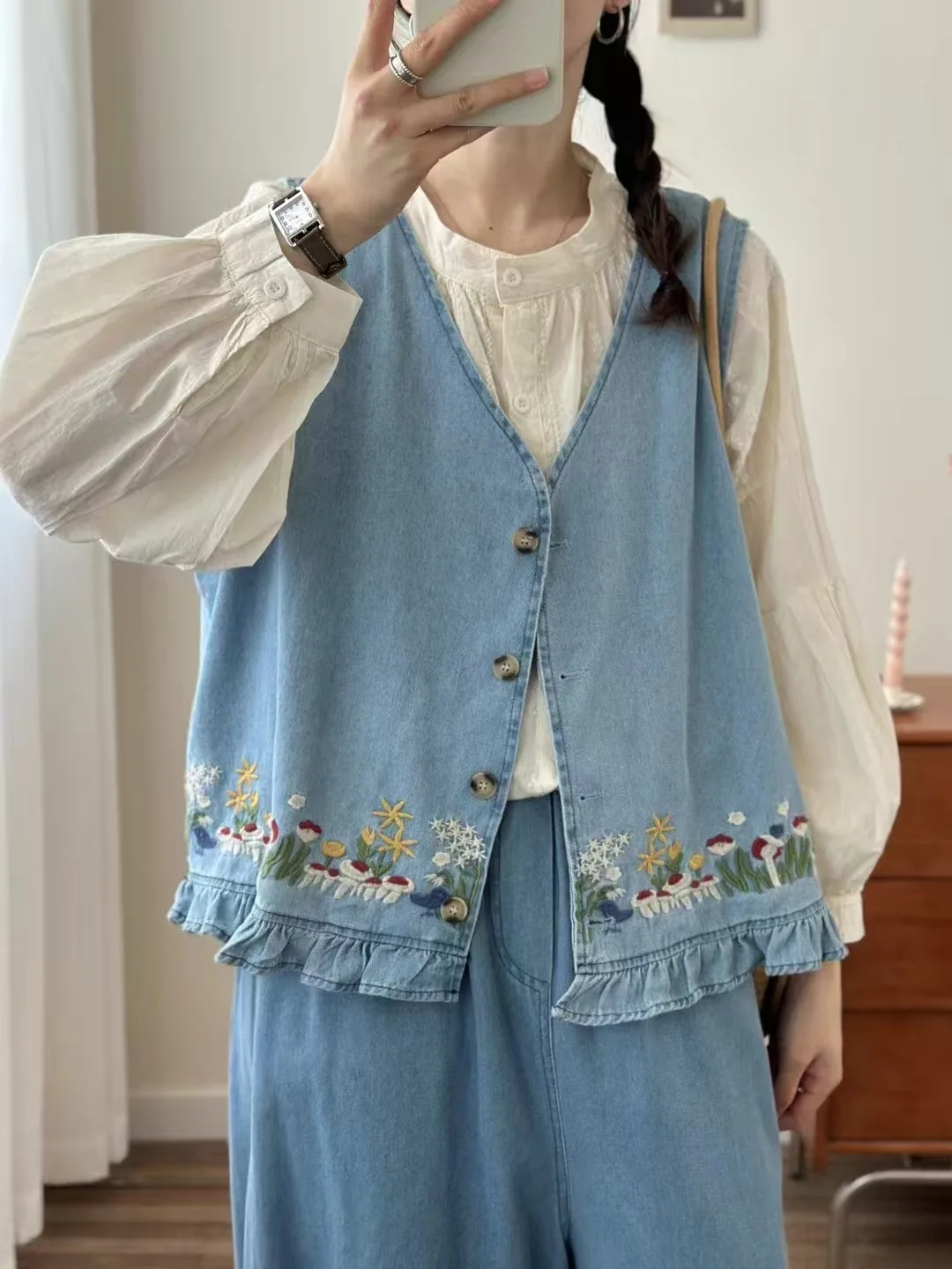 Embroidered Denim Vest For Women Sleeveless Vest Solid Outwear For Women Spring Autumn Japan Style Denim Crop Tops