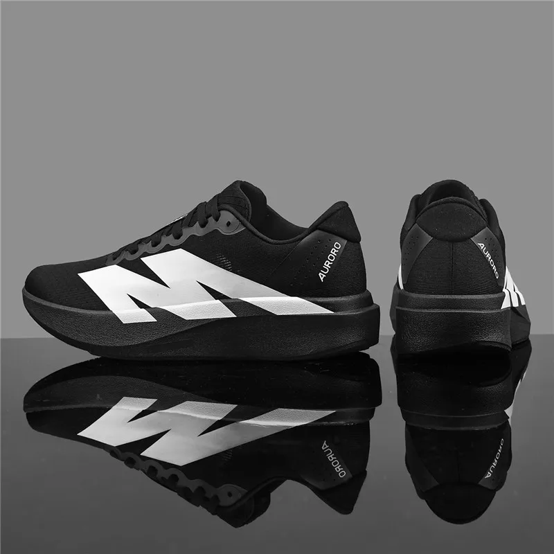 New Men's Carbon Plate Sneakers Outdoor Soft Sole Air Cushion Mesh Sports Running Shoes Light Nonskid Casual Couple Tennis Shoes