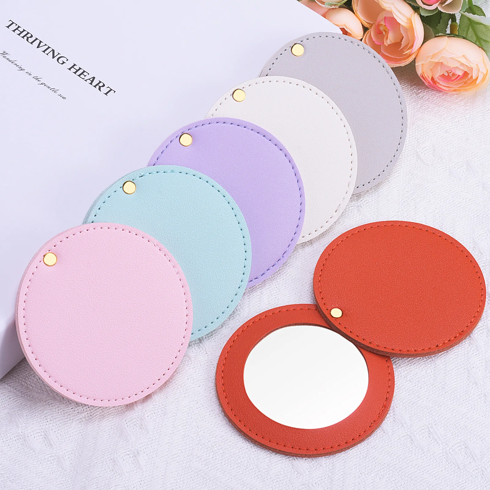 Leather Makeup Mirror Round Ultra-Thin Lightweight Cosmetic Mirror Mini Solid Color Portable Travel Pocket Mirror Wedding Gifts