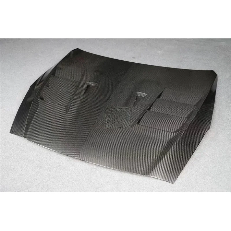 

High Quality Top Style Dry Carbon Fiber Hood Bonnet Engine Cover GTR35 Upgrade