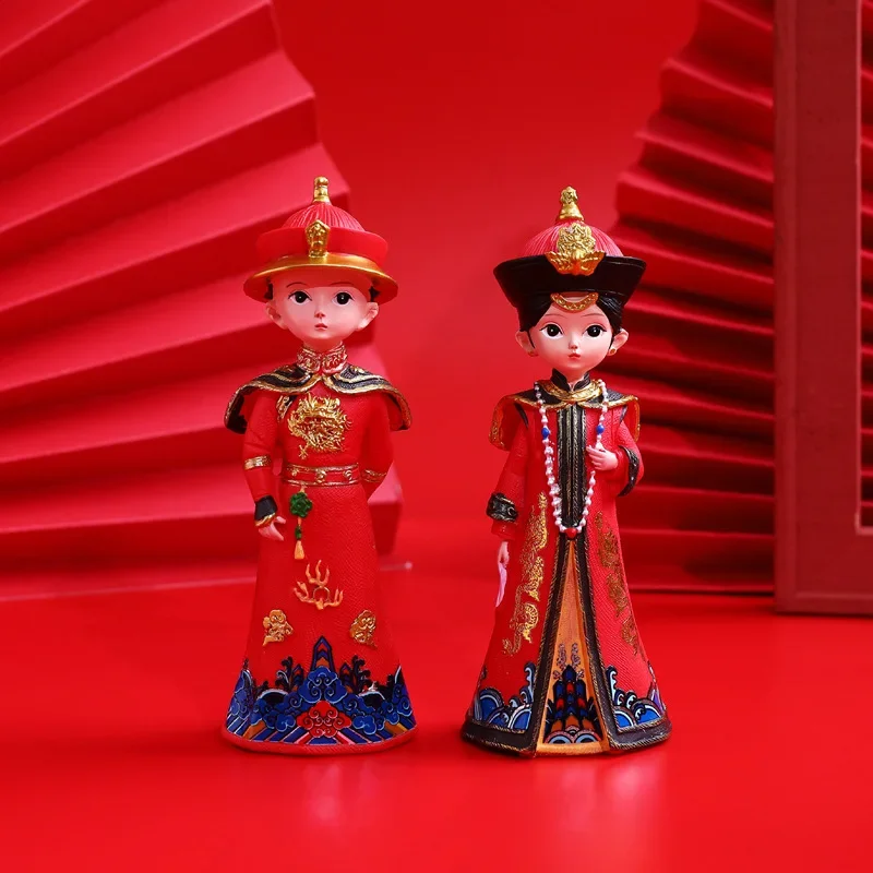 12/18/23cm Retro Court Resin Ornaments Emperor Queen Home Desktop Characters Ornament Wedding Furnishing Decoration Gifts