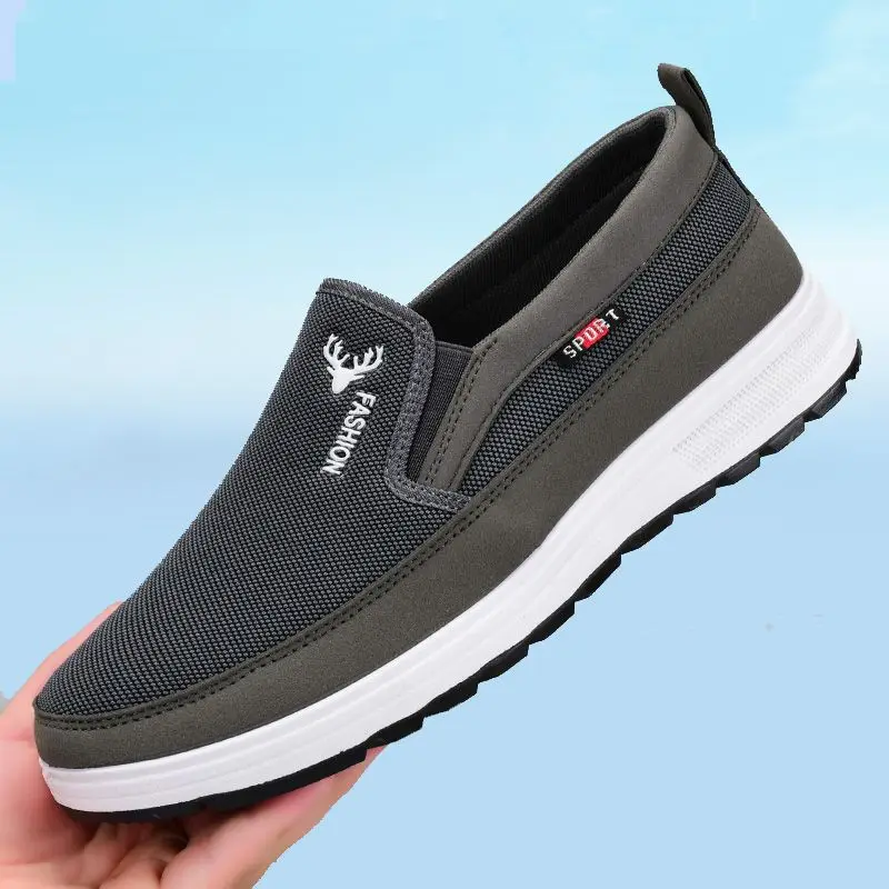 Men Casual Sneakers New Lightweight Male Tennis Shoes Men Soft Mesh Casual Shoes Outdoor Anti-Slip Shoes Zapatos De Hombre