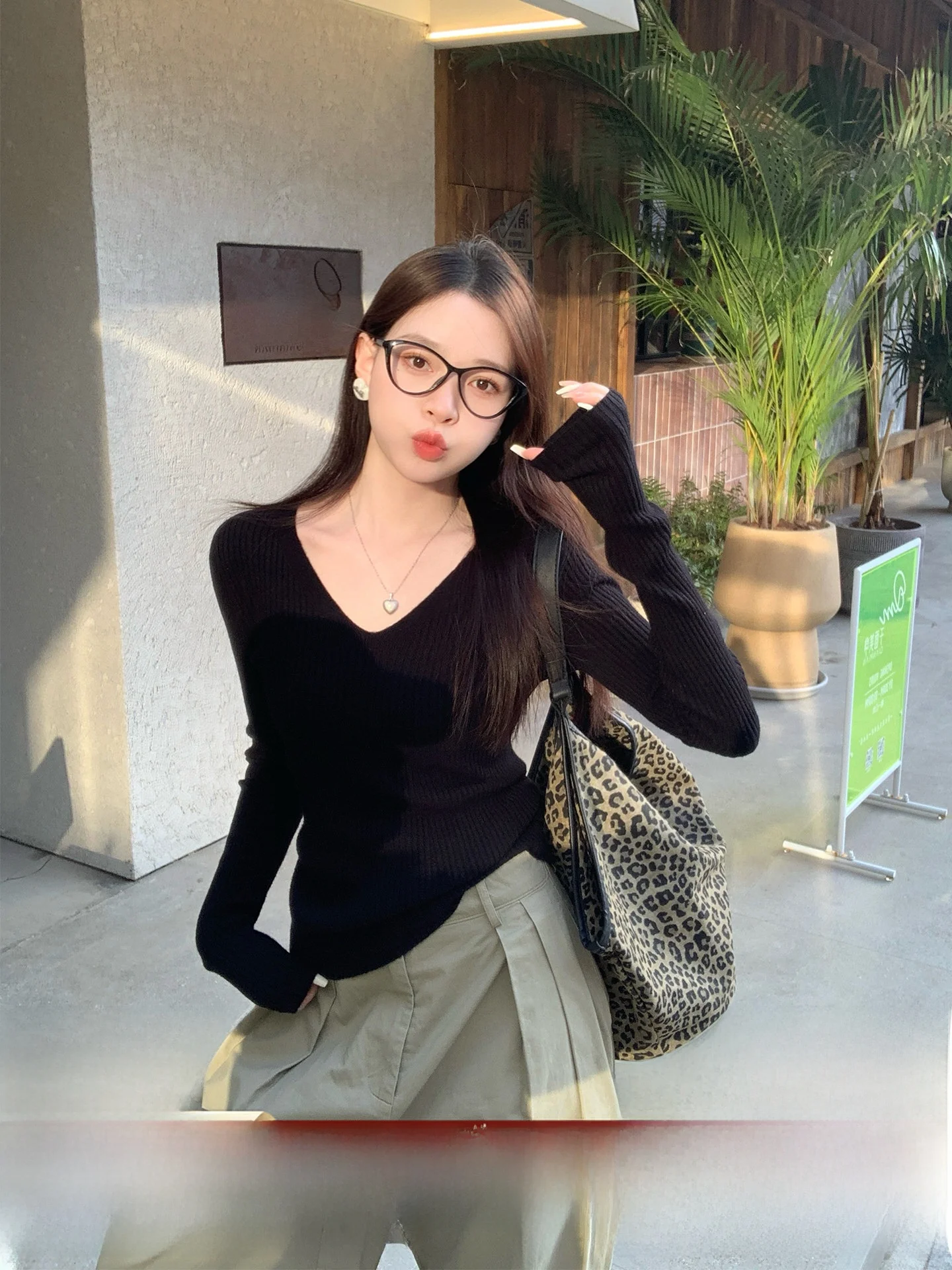 

Bla V-Ne Knitted Base irt Women's Faion Inner Wear Commute Sle Slim Fit Soft Material Long Sve Wool Blend