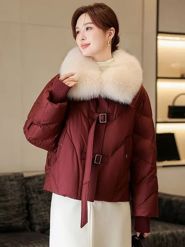 

Новинка 2025, осенне-зимняя модная универсальная утягивающая теплая пуховая хлопковая куртка, женская ткань с большим меховым воротником, антивозрастная хлопковая одежда...