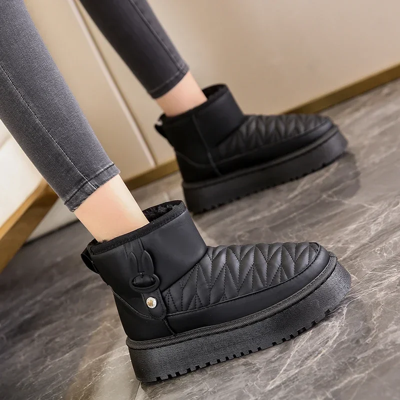 Bottes de neige en peluche pour femmes, chaussures à plateforme ronde, bottes courtes imperméables, mode féminine, designer, 2023