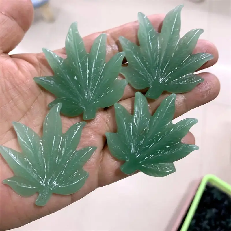 2PCS Natural Green Aventurine Maple Leaf Carving Quartz Healing Crystal Stone Cute Birthday Present Home Decoration 1PCS