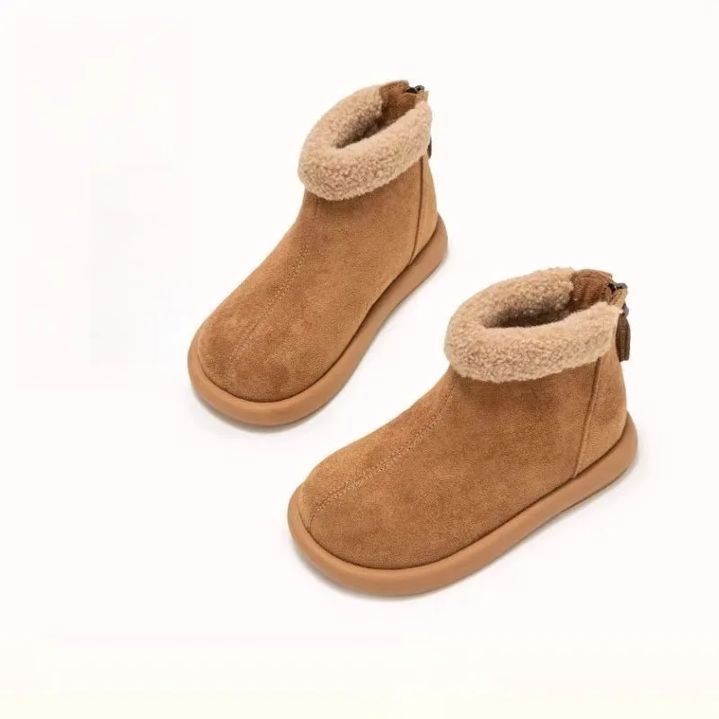 Sepatu Bot Pendek Anak-anak Gaya Korea Serbaguna Sepatu Bot Putri dengan Ritsleting Belakang Musim Dingin 2025 Sepatu Bot Kasual Fashion Anak-anak Baru yang Lembut