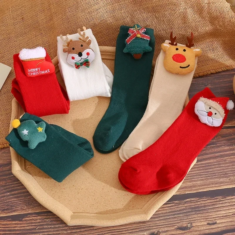 Chaussettes de noël en coton, poupée de dessin animé, mignonnes pour nouveau-nés, garçons et filles, cadeau de nouvel an, cadeau de noël pour