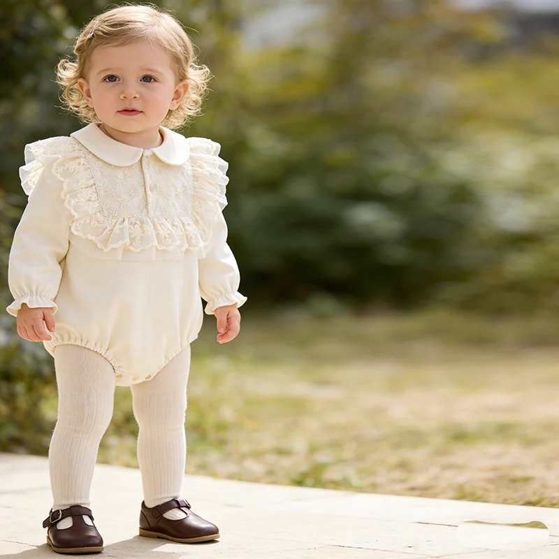 

Новинка 2023 года, весенний комбинезон для маленьких девочек, хлопковый кружевной комбинезон с длинными рукавами, корейский стиль, альпинистский костюм, детская одежда для детей 0-24 месяцев