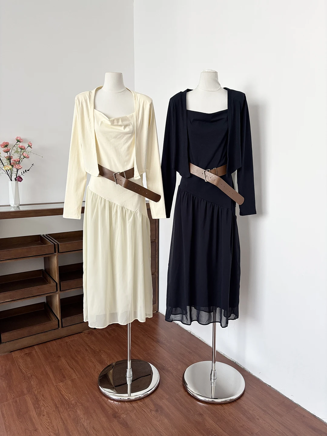 

Elegant Korean Style Long Sleeve Open Cardigan Slim Fit Strap Dress Women's Fashion Spring Summer New Arrival High Waist Pure...