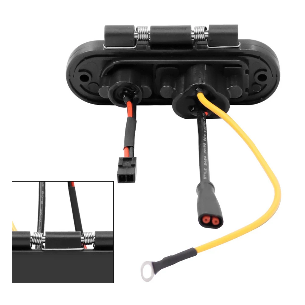 Weather Protection 80g 10*5*4cm Electric Scooter Charging Seat Scooter Part Charging Head Interface Easy Installation Process