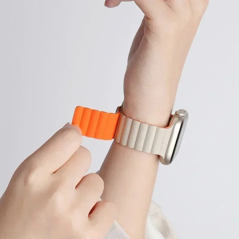 

Magnetic Strap For Apple Watch Band 46mm 45mm 49mm 40mm 42mm 41mm Silicone Sport Bracelet iWatch Series ultra 10 9 6 7 8 se 44mm