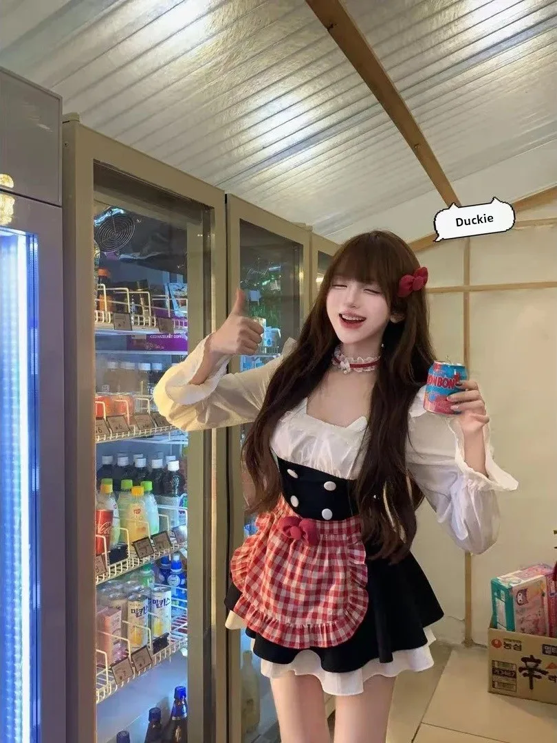 

Милый комплект униформы горничной: розовый фартук, пышная юбка с завышенной талией, длинные рукава, лоскутный дизайн, двухцветный, осенняя мода, женская одежда