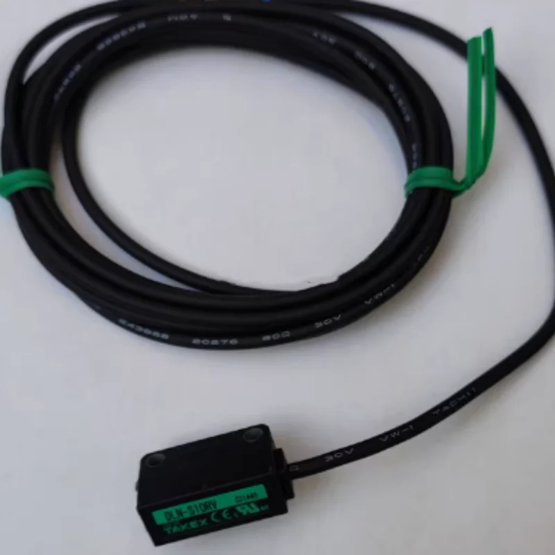 

Новый оригинальный фотоэлектрический переключатель takex DL-S10