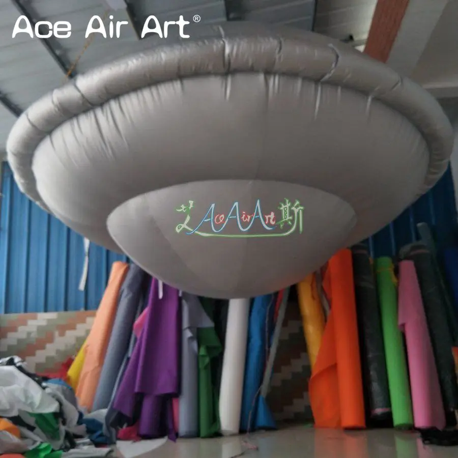 Novo modelo de OVNI de prata inflável pendurado com ventilador para decoração de clube/promoção/muse feito por Ace Air Art